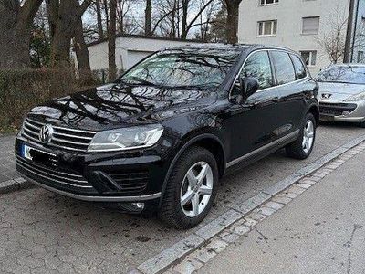 Gebraucht VW Touareg 204 PS (150 kW) 2015 Schwarz SUV