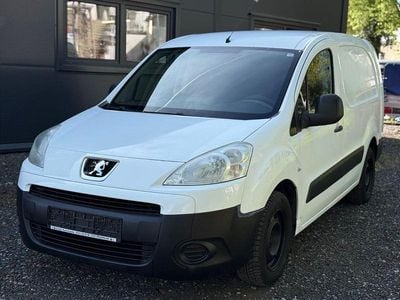 Second-hand Peugeot Partner Comfort 90 CP (66 kW) 2011 Alb Monovolum