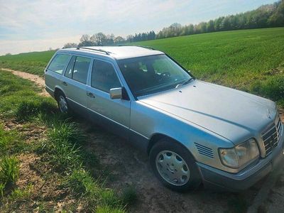 Second-hand Mercedes E250 113 CP (83 kW) 1996 Argintiu Break