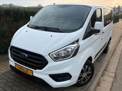 Usata Ford Tourneo Titanium 131 CV (96 kW) 2018 Bianco Monovolume