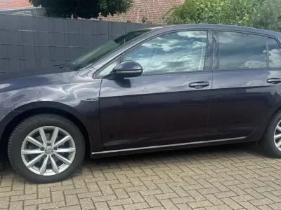 Gebraucht VW Golf VII LOUNGE 110 PS (80 kW) 2015 Grau Limousine
