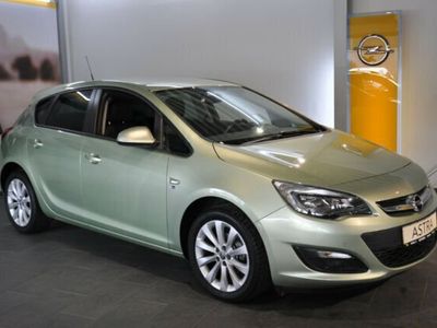 Gebraucht Opel Astra 140 PS (102 kW) 2012 Grün metallic Limousine