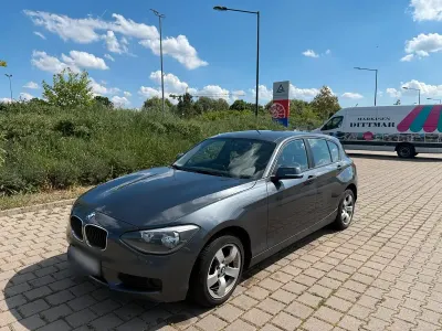 Gebraucht BMW 114 102 PS (75 kW) 2014 Grau Kleinwagen