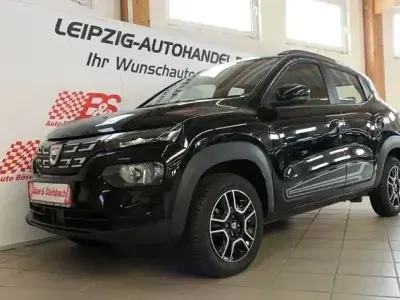 Käytetty Dacia Spring Comfort Plus 33 kW (45 HP) 2022 Musta Viistoperä