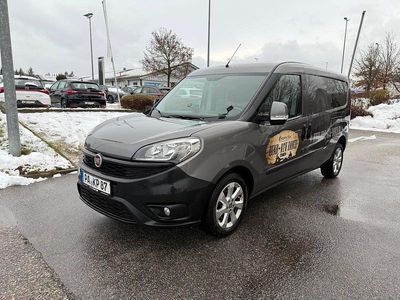 Grau Gebraucht 2016 Fiat Doblò Van / Kleinbus | 11.390 € (Etwas zu teuer)