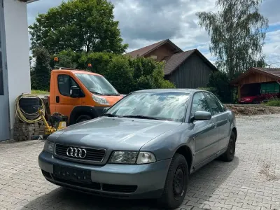 Gebraucht Audi A4 102 PS (75 kW) 1998 Limousine