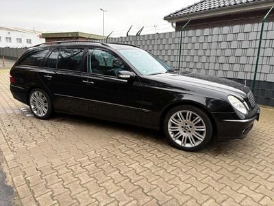 Mercedes E200