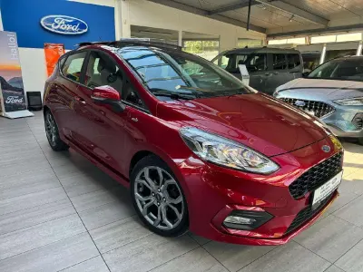Gebraucht Ford Fiesta ST-Line 125 PS (91 kW) 2018 Rubyrot (metallic) Kleinwagen