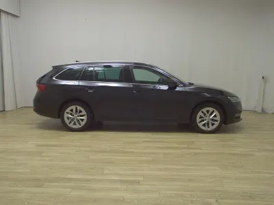 Gebraucht Skoda Octavia Style 150 PS (110 kW) 2023 Schwarz Kombi