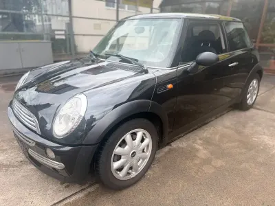 Gebraucht Mini ONE 90 PS (66 kW) 2004 Schwarz Kleinwagen