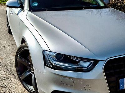 Silber Gebraucht 2012 Audi A4 S-Line Kombi | 11.395 € (Teuer)