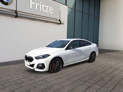 Gebraucht BMW 220 Performance 178 PS (130 kW) 2024 Weiß Coupé