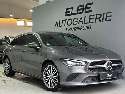 Grau Gebraucht 2020 Mercedes CLA220 Shooting Brake Kombi | 23.500 € (Fairer Preis)