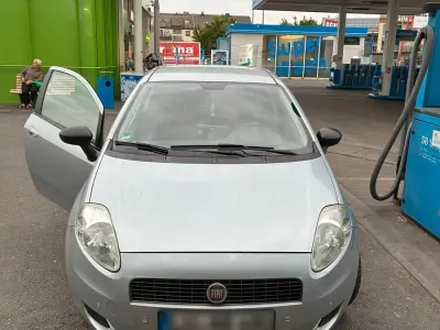 Gebraucht Fiat Punto 65 PS (47 kW) 2009 Silber Kleinwagen