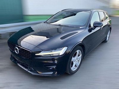 Gebraucht Volvo V60 R-Design 197 PS (144 kW) 2020 Schwarz Kombi