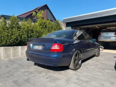 Gebraucht Audi A4 150 PS (110 kW) 2026 Blau Limousine