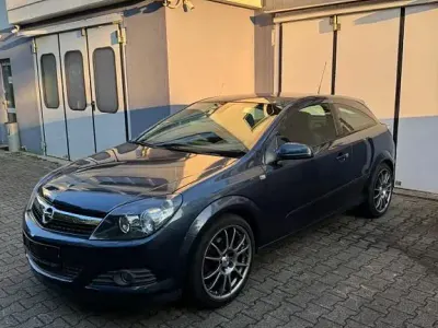 Gebraucht Opel Astra GTC 116 PS (85 kW) 2008 Blau Limousine
