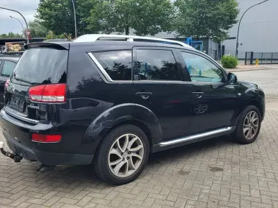 Gebraucht Citroën C-Crosser Tendance 156 PS (114 kW) 2008 Schwarz SUV