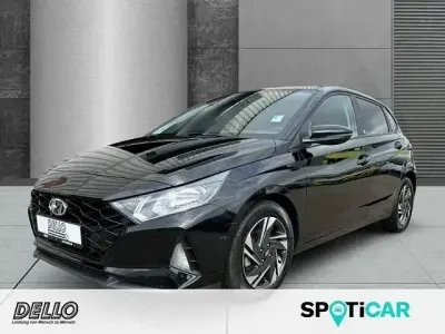 Gebraucht Hyundai i20 Edition 30 101 PS (74 kW) 2021 Schwarz Kleinwagen