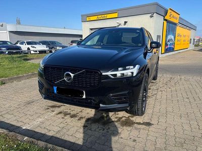Second-hand Volvo XC60 R-Design 341 CP (250 kW) 2020 Negru SUV