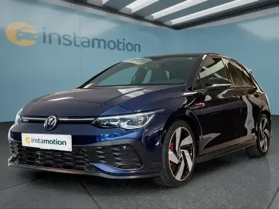 Używany VW Golf VIII GTI 300 KM (220 kW) 2022 Niebieski Hatchback