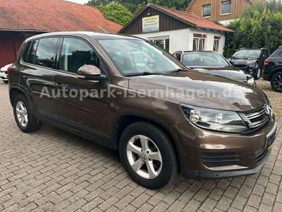 Braun Gebraucht 2012 VW Tiguan Trendline SUV | 11.850 € (Fairer Preis)