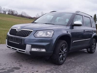 Second-hand Skoda Yeti Adventure 140 CP (102 kW) 2015 Gri SUV