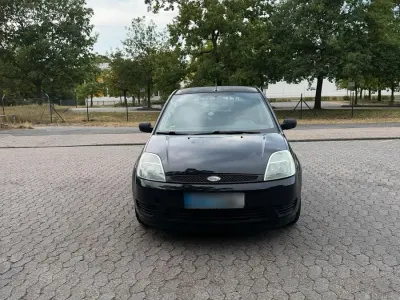 Gebraucht Ford Fiesta 60 PS (44 kW) 2005 Blau Kleinwagen