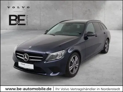 Gebraucht Mercedes C300 Avantgarde 272 PS (200 kW) 2021 Blau Limousine