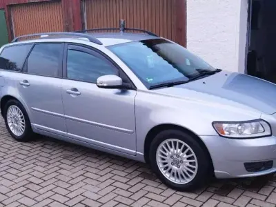 Gebraucht Volvo V50 170 PS (125 kW) 2008 Silber Kombi