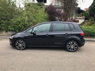 Usata VW Golf Sportsvan LOUNGE 110 CV (80 kW) 2016 Nero Monovolume