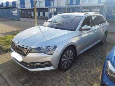 Gebraucht Skoda Superb 156 PS (114 kW) 2021 Silber Kombi