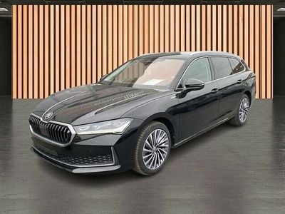 Gebraucht Skoda Superb LAURIN & KLEMENT 150 PS (110 kW) 2024 Onyxschwarz Kombi