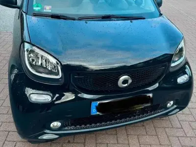 Gebraucht Smart ForTwo Cabrio 71 PS (52 kW) 2018 Schwarz Cabrio
