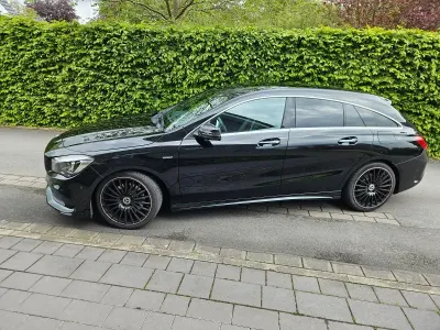 Używany Mercedes CLA250 Shooting Brake 211 KM (155 kW) 2017 Czarny Kombi