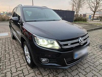 Schwarz Gebraucht 2012 VW Tiguan SUV | 9.500 € (Fairer Preis)