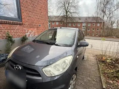 Gebraucht Hyundai i10 69 PS (50 kW) 2013 Kleinwagen