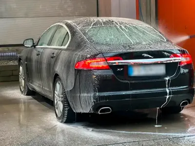 Gebraucht Jaguar XF 210 PS (154 kW) 2011 Schwarz Limousine