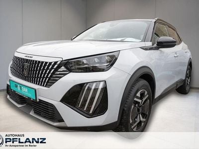 Weiss Gebraucht 2023 Peugeot 2008 GT SUV | 26.485 € (Fairer Preis)