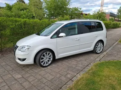 Gebraucht VW Touran R-line Edition 140 PS (102 kW) 2009 Weiß Van / Kleinbus
