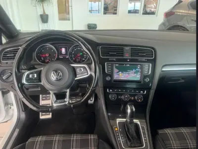 Gebraucht VW Golf VII Sound 184 PS (135 kW) 2016 Weiß Limousine