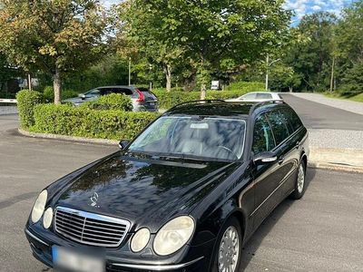 Mercedes E320