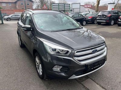 Gebraucht Ford Kuga Titanium 150 PS (110 kW) 2017 Silber SUV