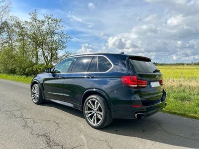 gebraucht BMW X5 xDrive50i -M-Paket-V8-(HUD-Pano-LED-NAV-RFK-