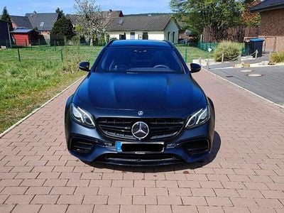 Mercedes E63 AMG