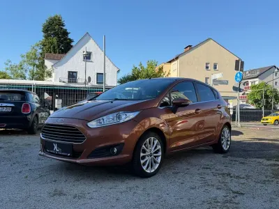 Gebraucht Ford Fiesta Titanium 101 PS (74 kW) 2016 Braun Kleinwagen