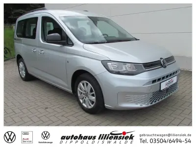 Gebraucht VW Caddy Life 122 PS (89 kW) 2023 Silber Van / Kleinbus