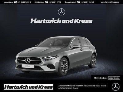 Gebraucht Mercedes A180 Advanced 136 PS (100 kW) 2025 Mountaingrau  met. Limousine