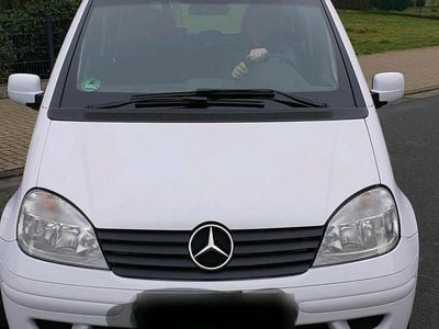 Usata Mercedes Vaneo 125 CV (91 kW) 2006 Bianco Monovolume