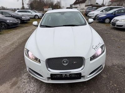 Gebraucht Jaguar XF 190 PS (139 kW) 2012 Weiß Limousine